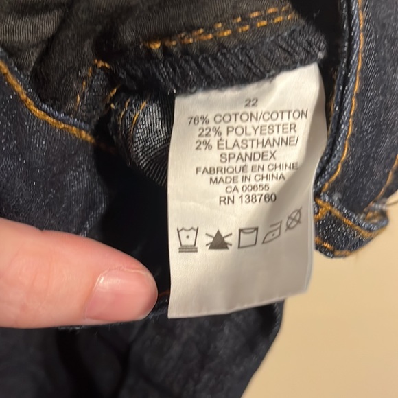 DC Jeans size 22 Slightly Curvy Bootcut Jeans - Picture 13 of 13